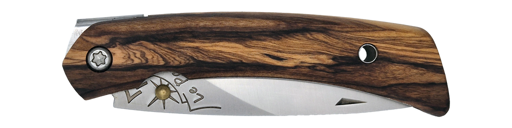 Couteau pliant Le Paysan – lame Carbonox ultra-tranchante 90mm – manche bois noyer – fabriqué en France - vue plié.