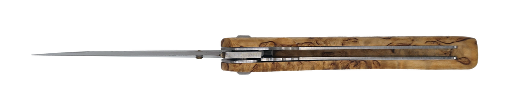 Couteau pliant Le Montagnard – lame Carbonox ultra-tranchante 90mm – manche bouleau nordique – fabriqué en France - vue dessous + étui couteau cuir noir