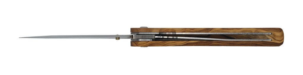 Couteau pliant Le Montagnard – lame Carbonox ultra-tranchante 90mm – manche olivier – fabriqué en France - vue dessous + étui couteau cuir noir