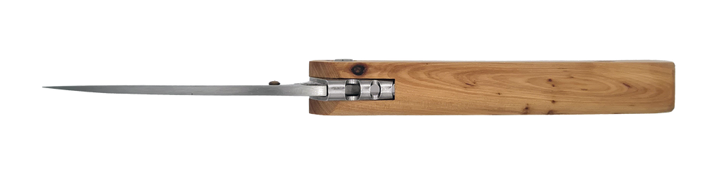 Couteau pliant Le Montagnard – lame Carbonox ultra-tranchante 90mm – manche genévrier – fabriqué en France - vue dessus + étui couteau cuir noir