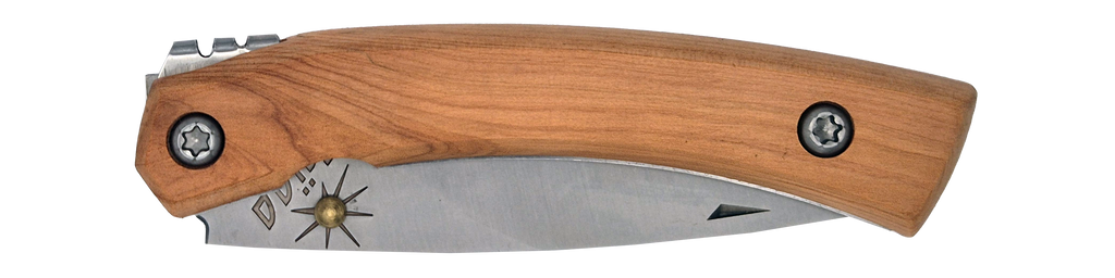 Couteau pliant Taïga – lame Carbonox ultra-tranchante 90mm – manche genévrier – fabriqué en France - vue plié.